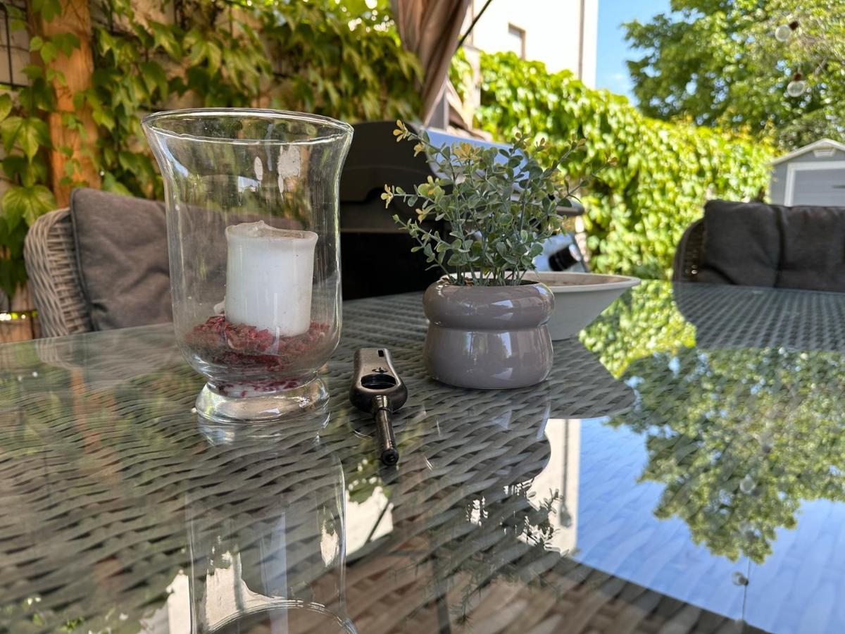 Fhv01 - Ferienwohnung 100M² 6 Personen Garten Und Terrasse 2X Wc Taucha Eksteriør bilde